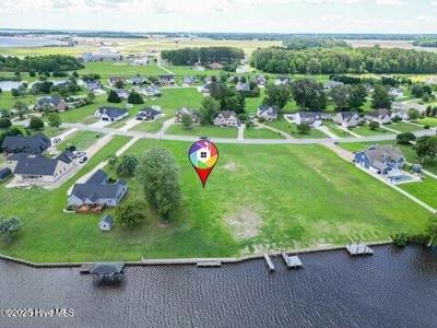 125 Pelican Pointe Drive