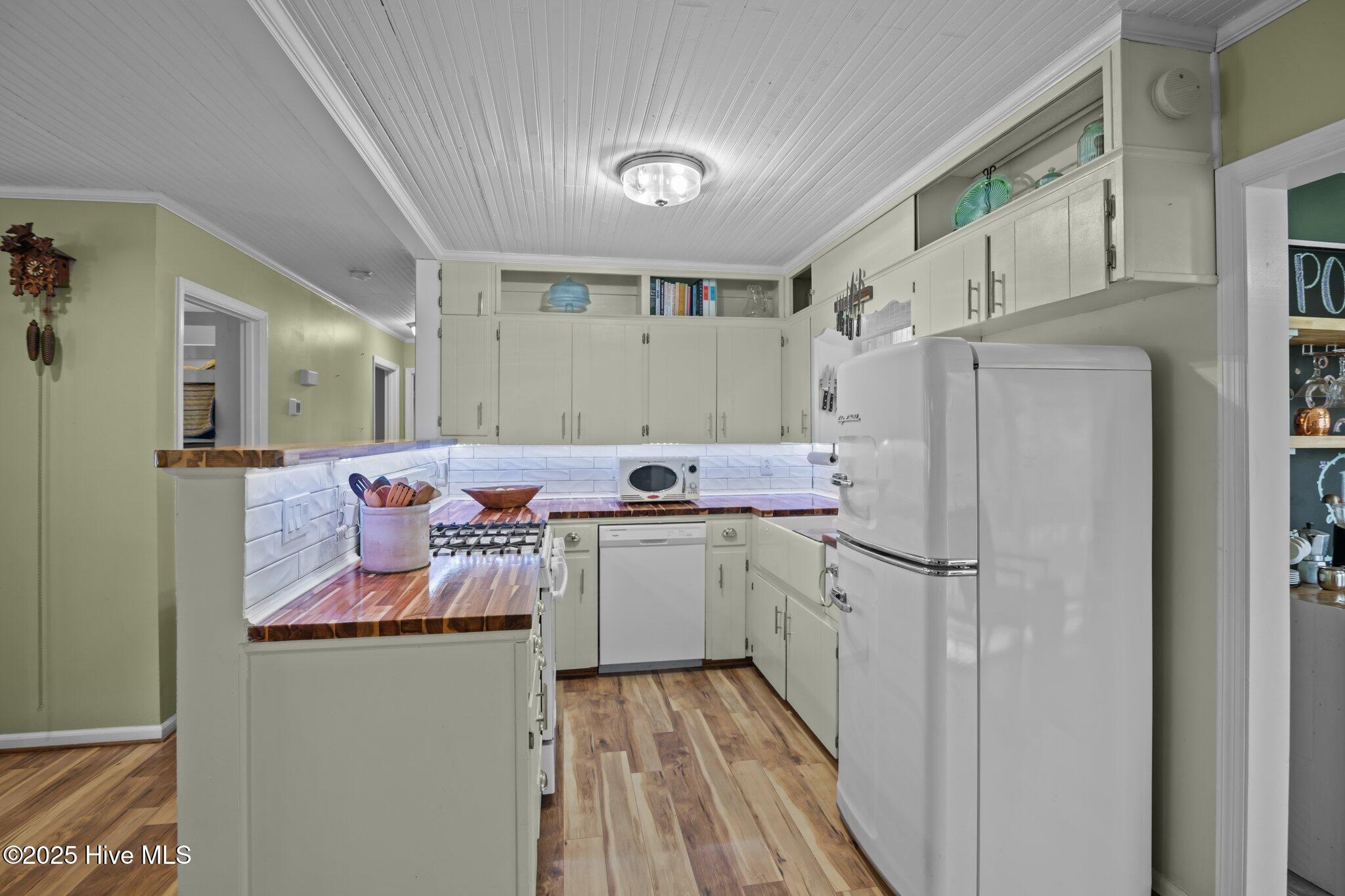 Image 3: 26-web-or-mls-BLS_0075