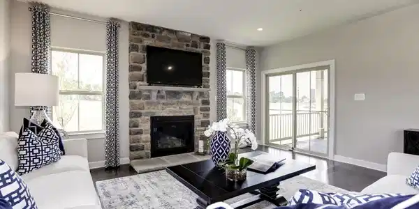 Image 3: 6