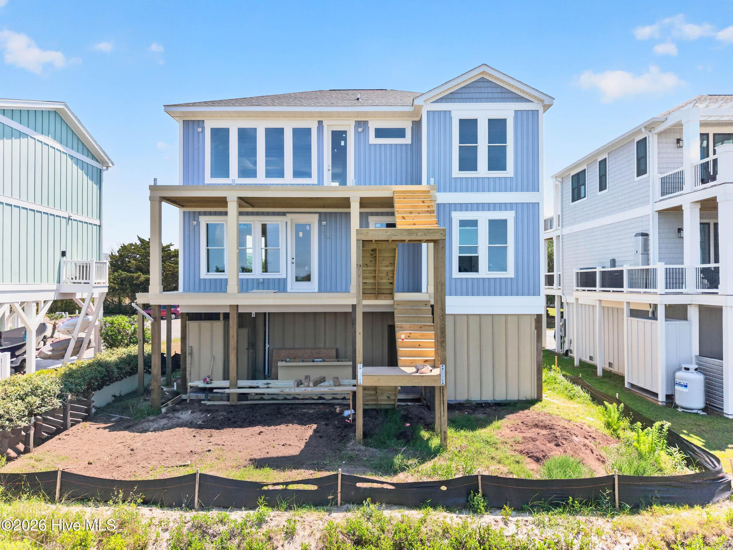 Image 4: 7 Old Marina Drive