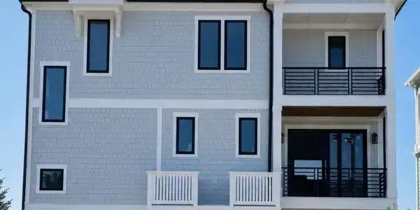 862 Ocean Boulevard W