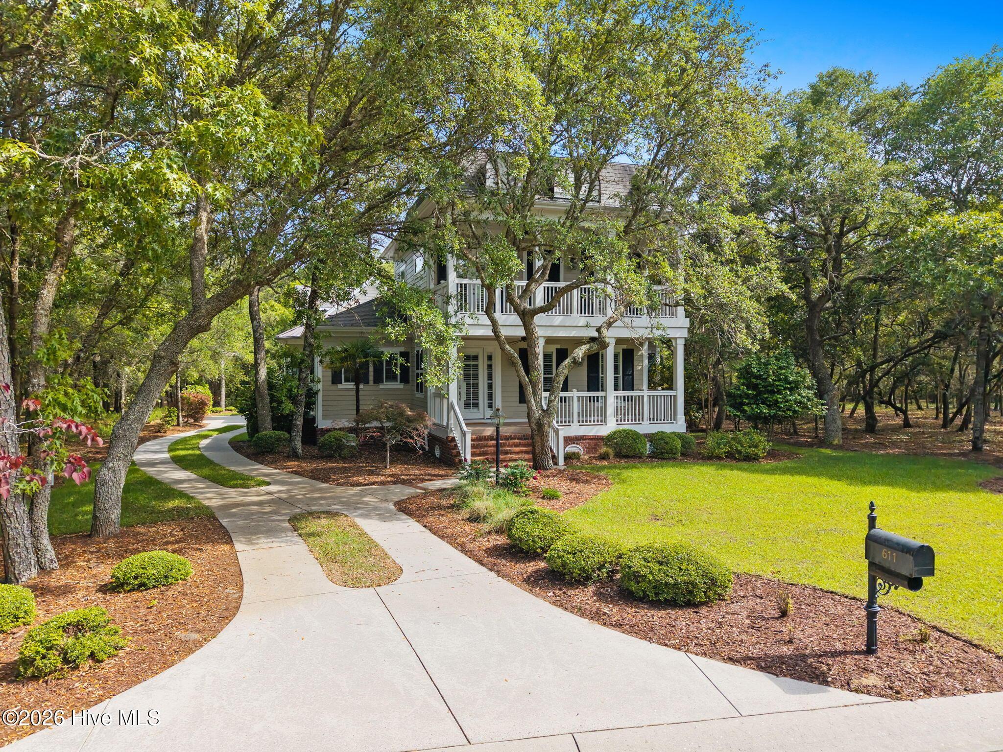 Image 2: 611 S Seascape Blvd