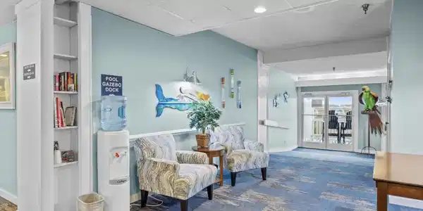 Image 2: Lobby