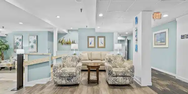Image 4: Lobby area