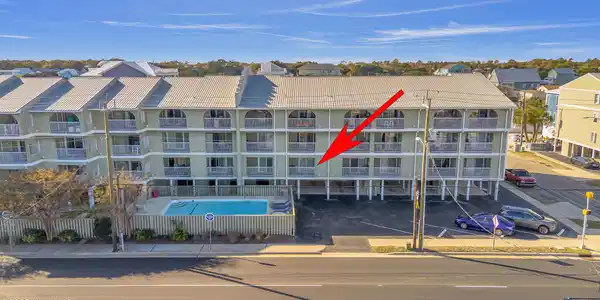 Image 2: 2_200 lake park blvd-0002