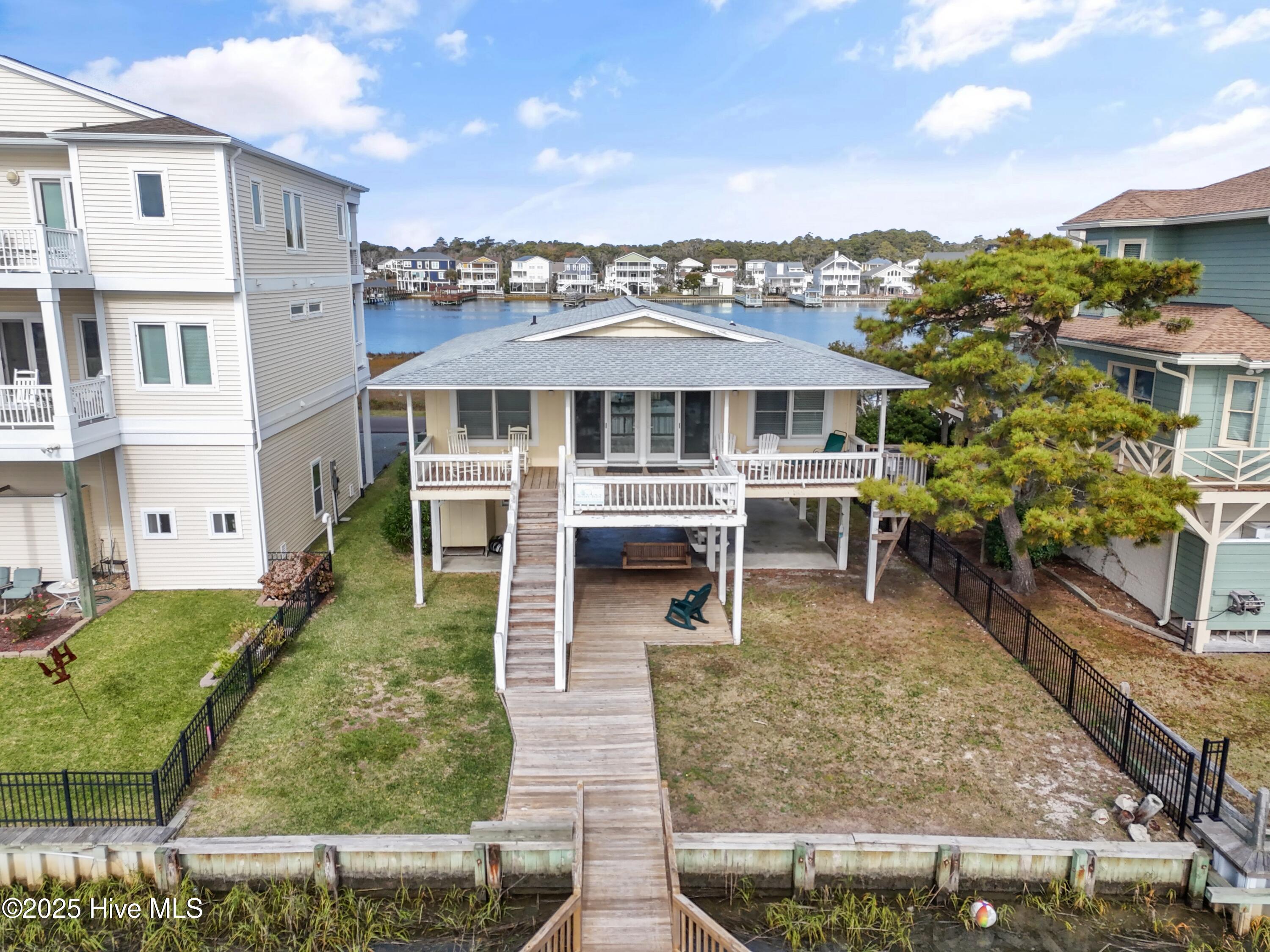 Image 3: 183HighpointSt - 75