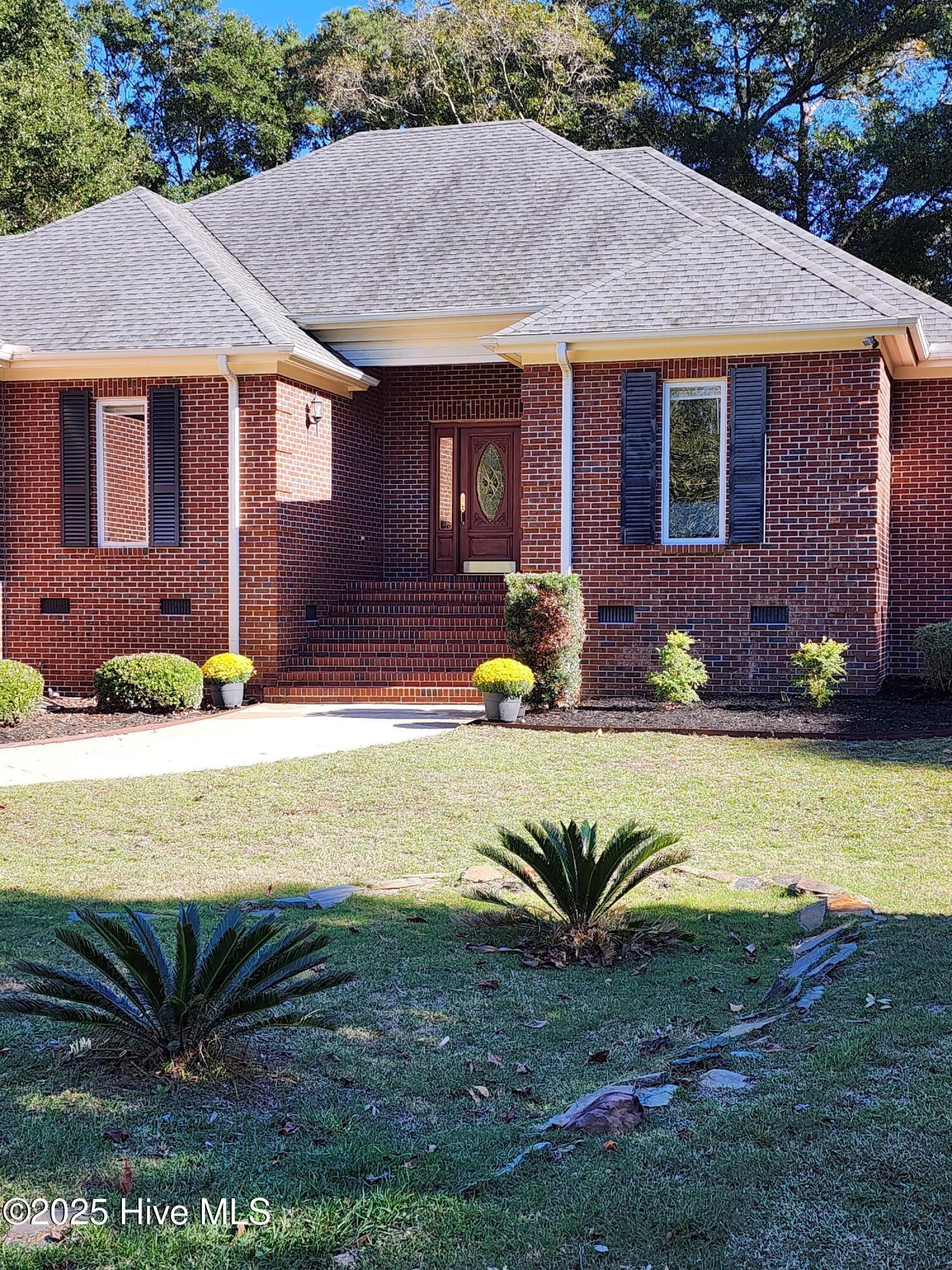 Image 2: beautiful brickwork