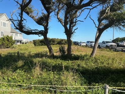 402 Fort Fisher Boulevard N