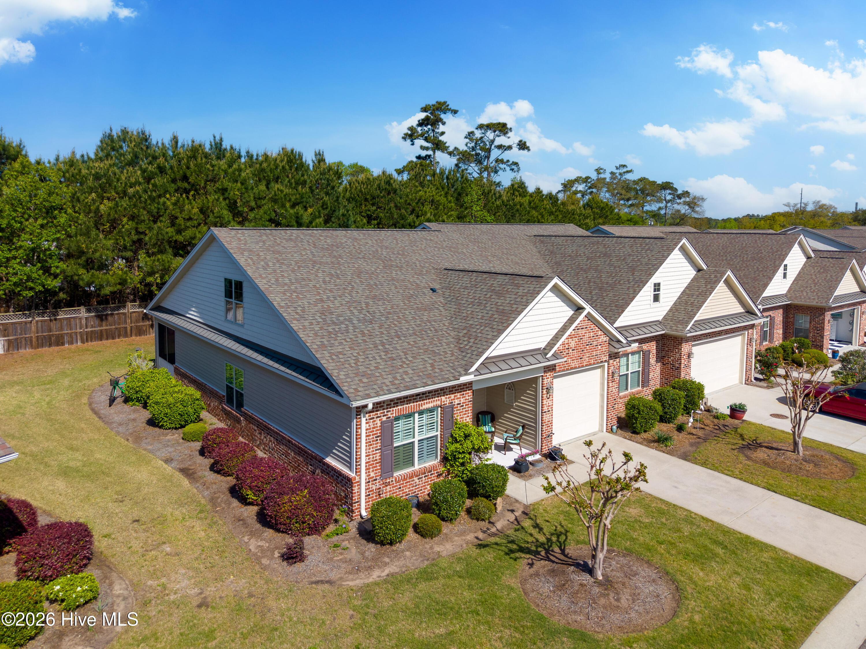 Image 3: 4175 Cambridge Cove Rd MLS-4