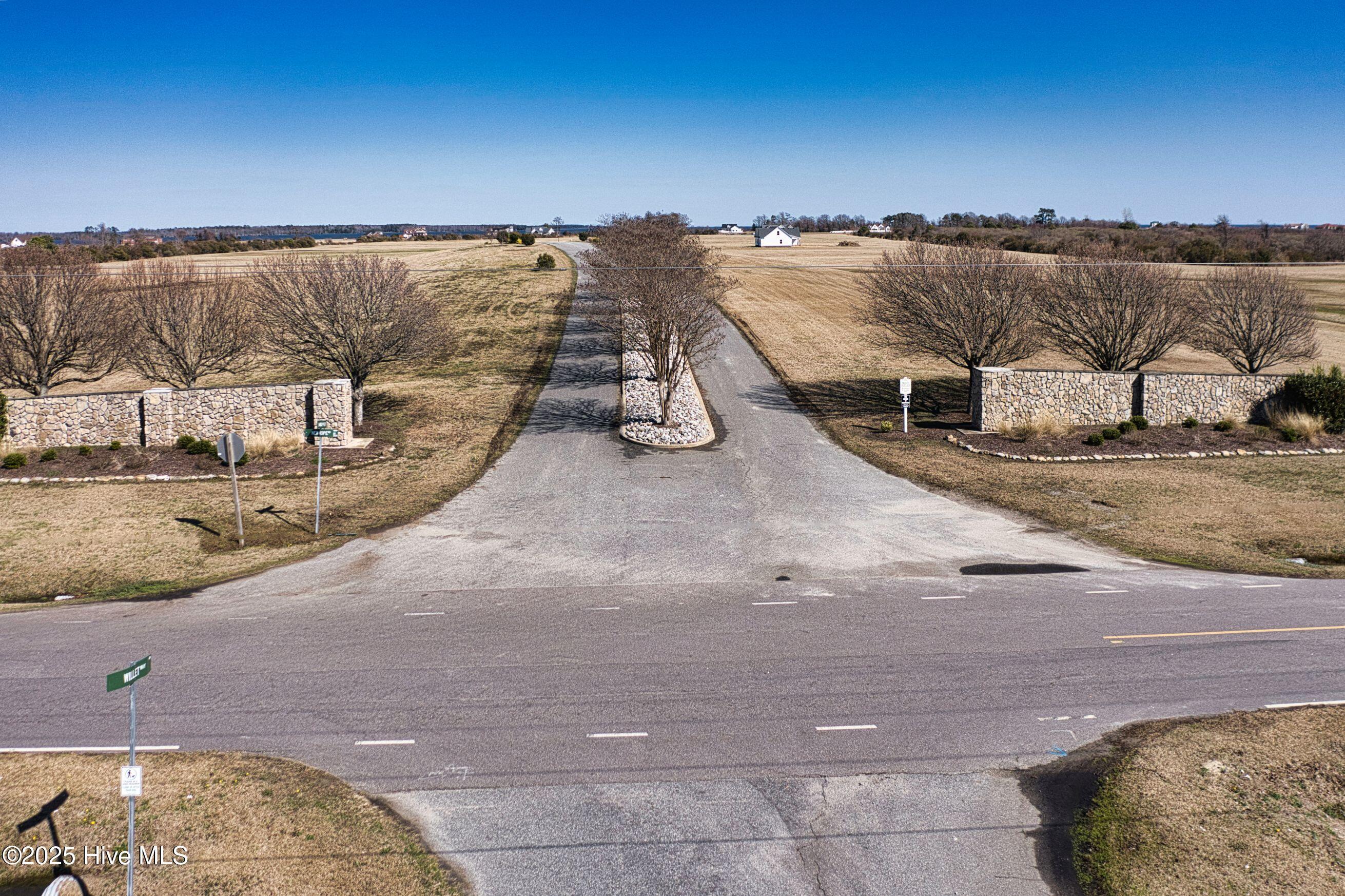 Image 3: Entrance