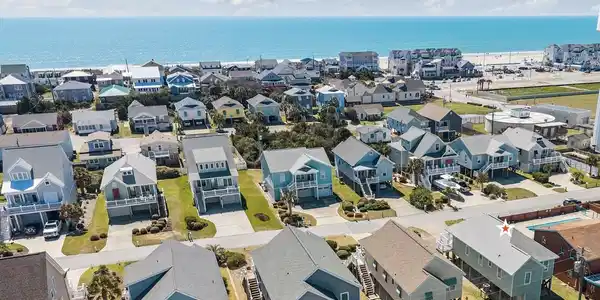 Image 2: 10-web-or-mls-DJI_20260320130417_0074_D
