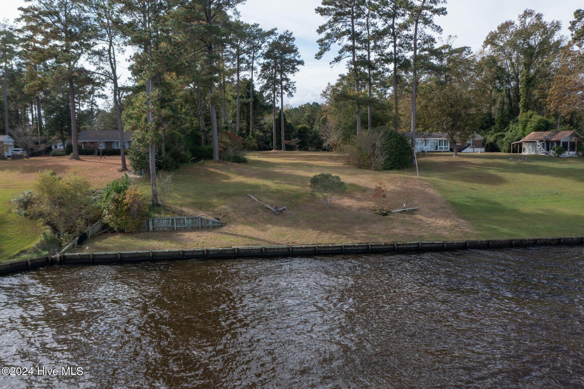 Image 3: 2108 Neuse Cliffs Rd-7