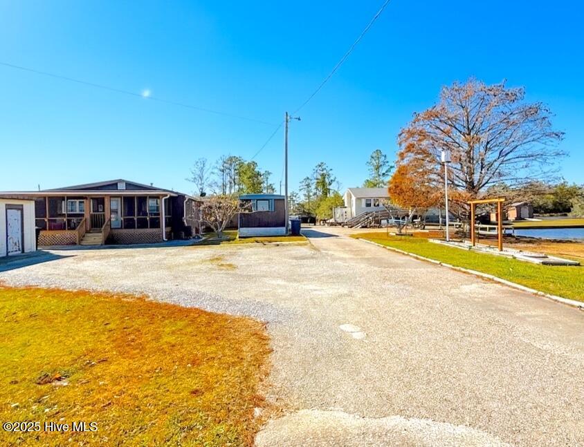 Image 4: RealtyCam Photo (20)