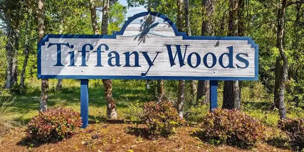 100 Tiffany Way