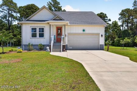 904 Sea Holly Court