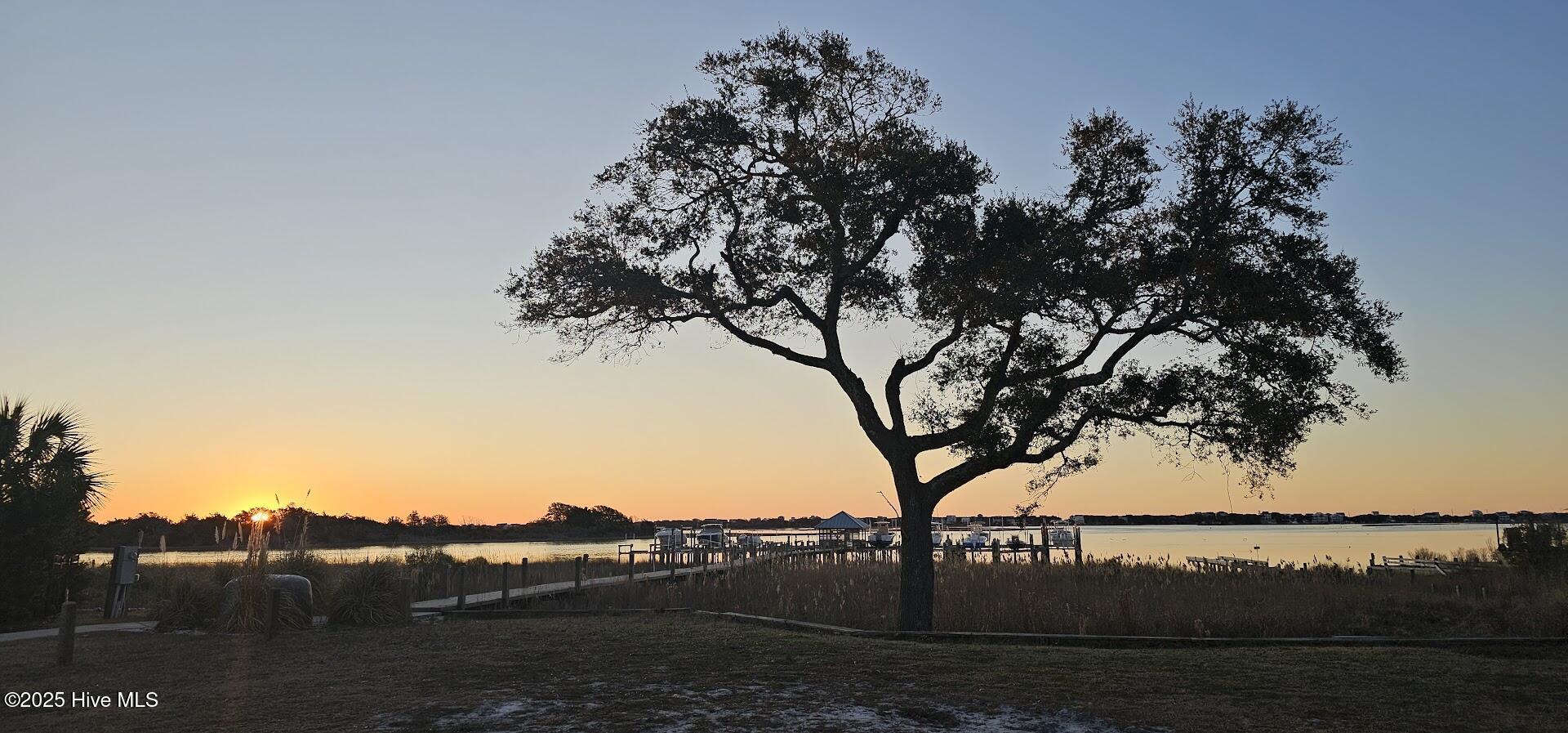 Image 4: L15 Sunrise 1