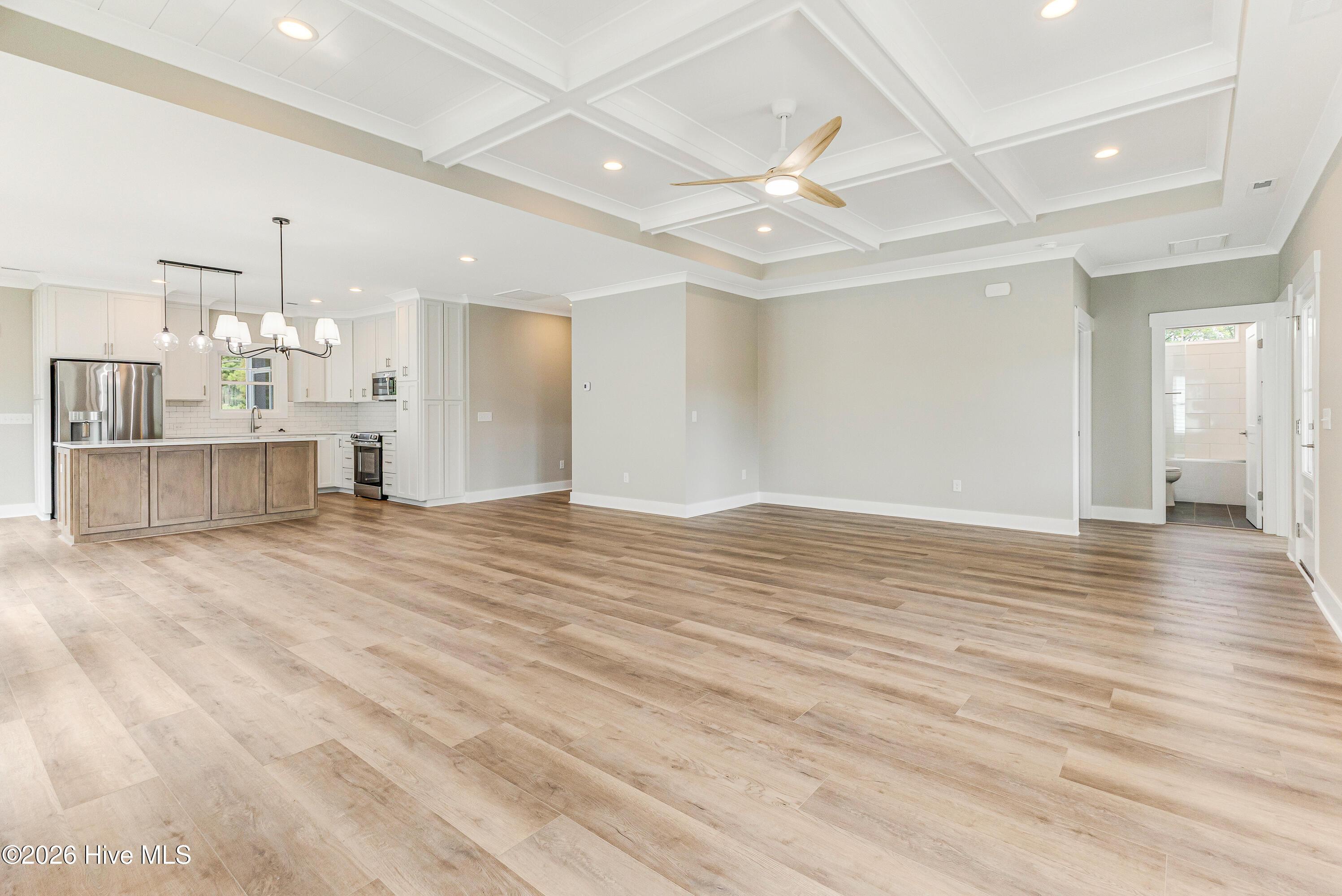 Image 3: 125 NW 19th-11