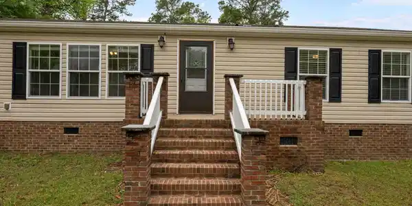 52 Wayne Drive