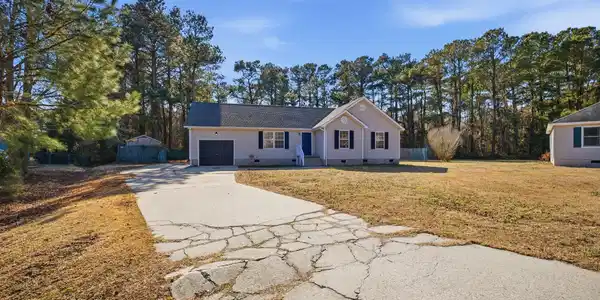 115 Sunny Lane
