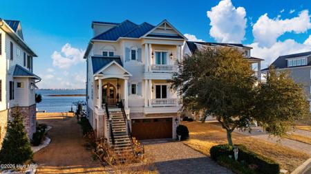 205 Back Street