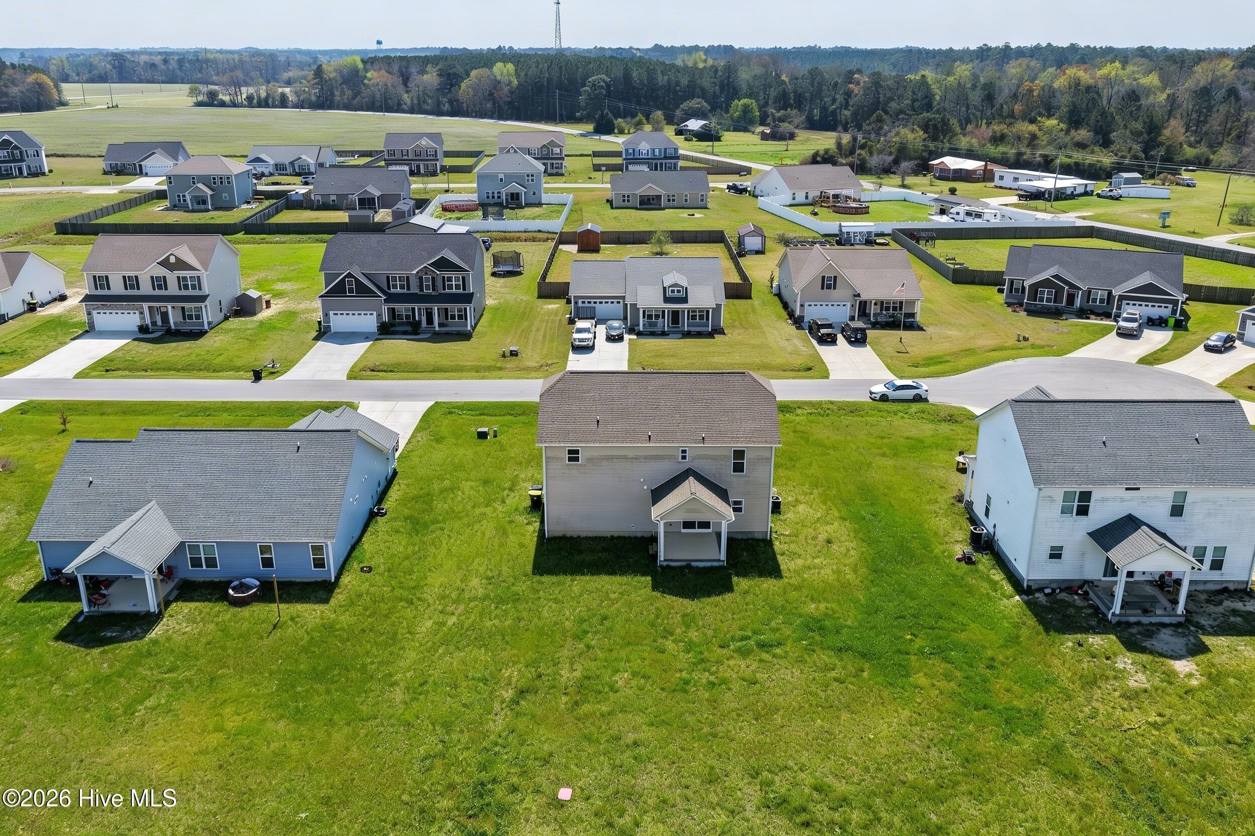 Image 3: hf_20260326_123813_674651a2-210c-4055-85