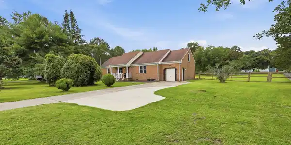 196 Baxter Grove Road