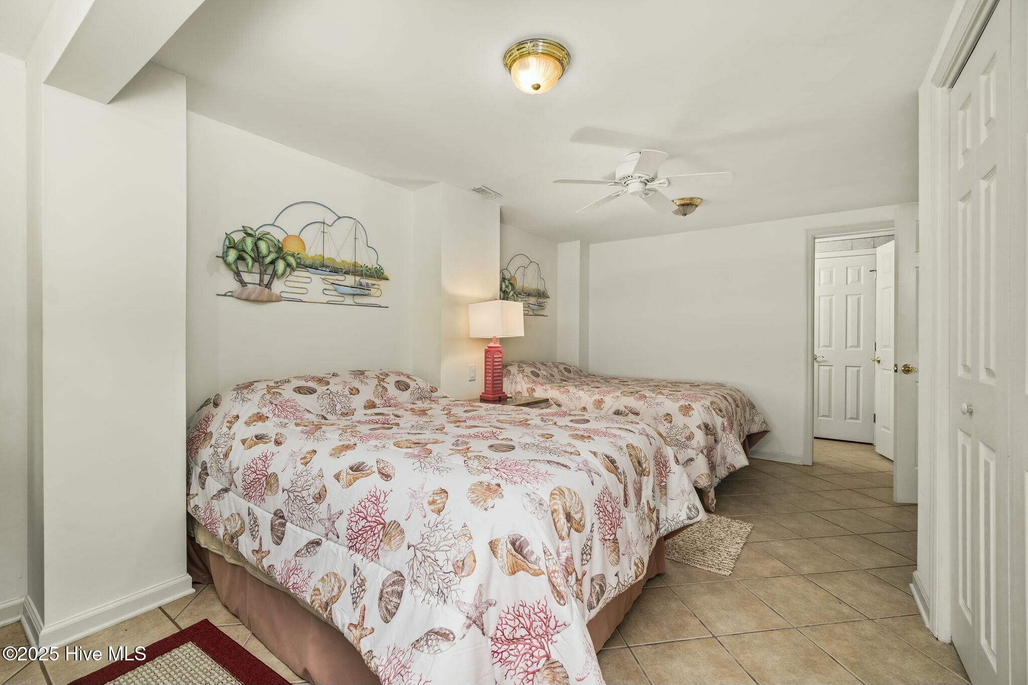 Image 1: Bunkroom first floor