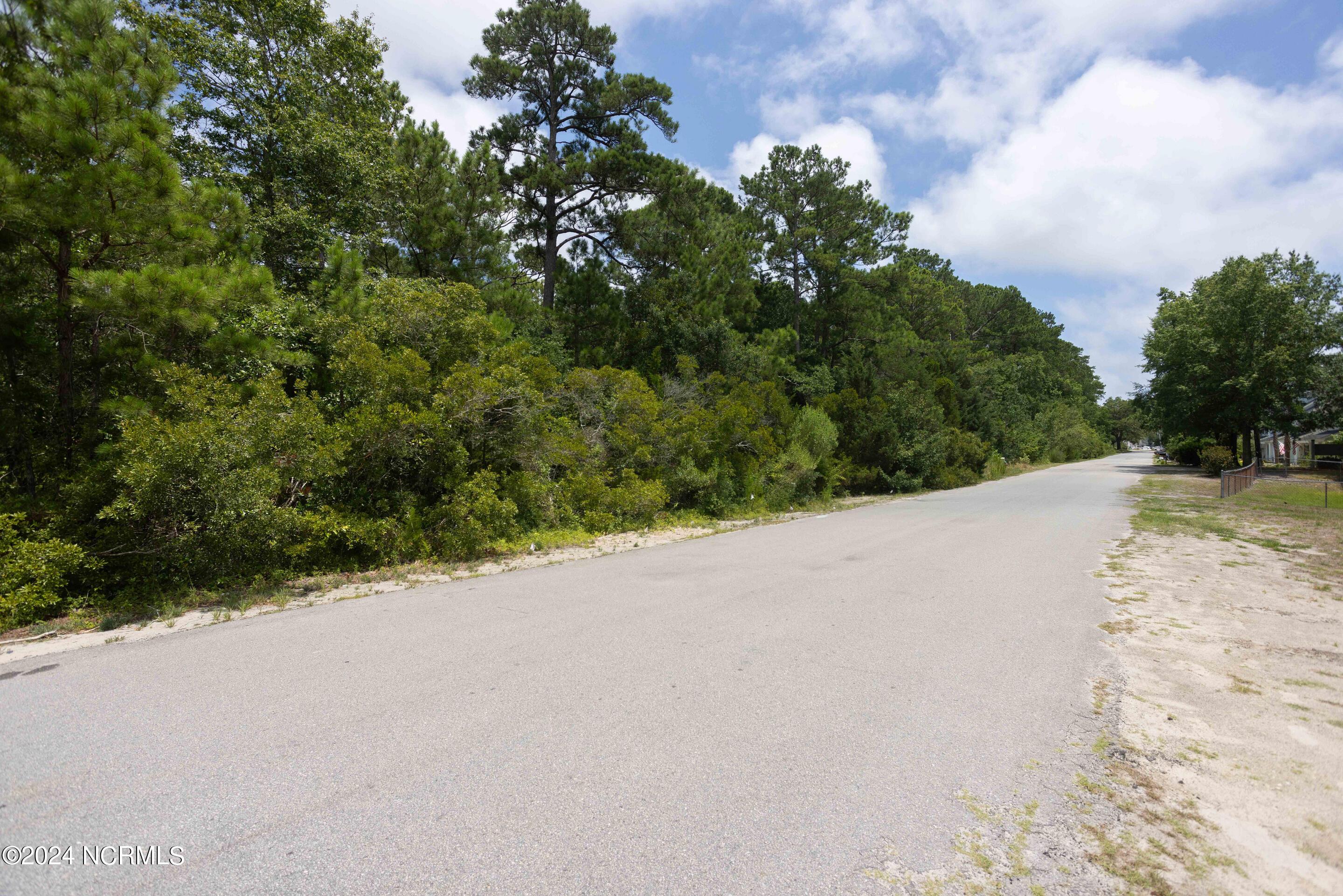 Image 4: 27 homesites, Southport, N.C.