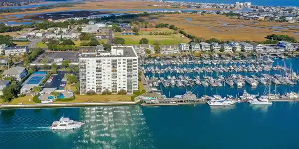 322 Causeway Drive Unit Ste 702