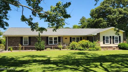 706 Hedrick Boulevard