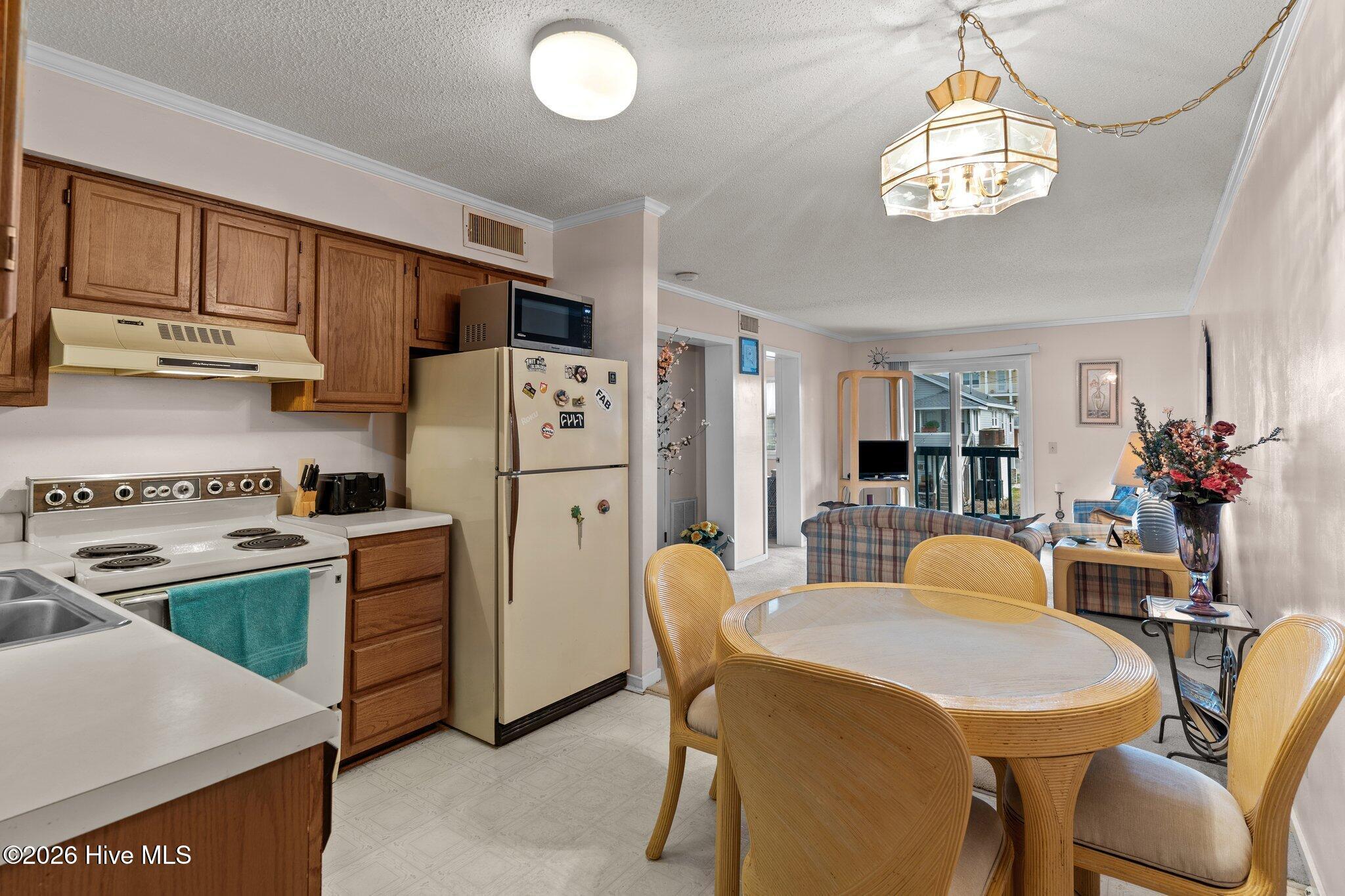 Image 4: 5-web-or-mls-BTS08108