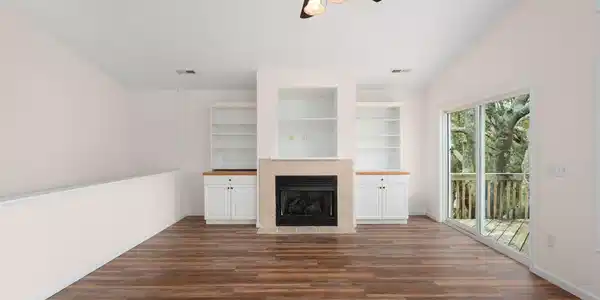Image 4: 3-web-or-mls-106-William-Tryon-Ct-TL-Liv
