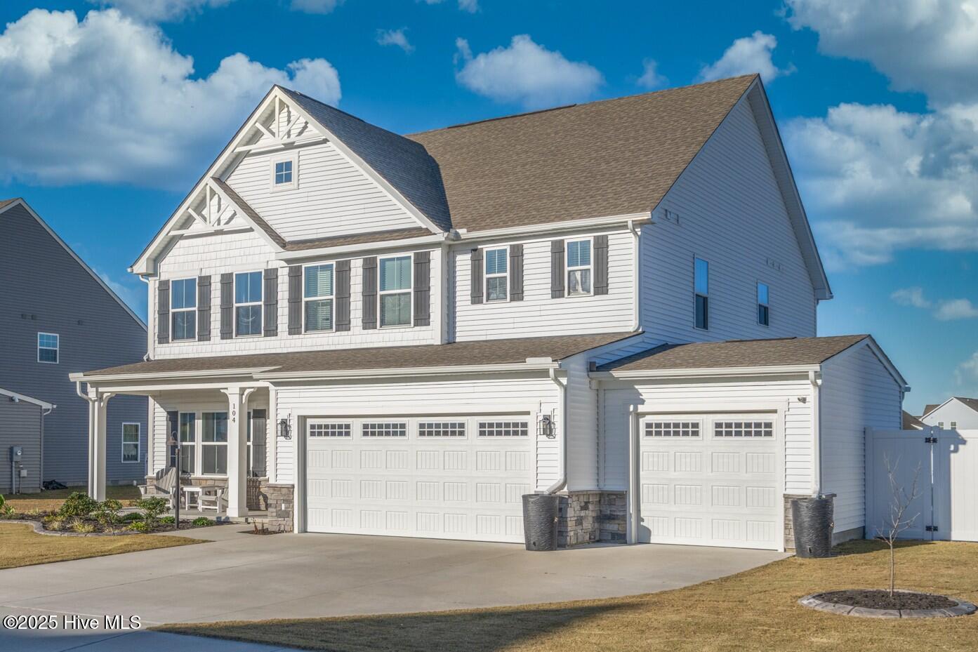 Image 2: 104 Steppeside Ln, Moyock