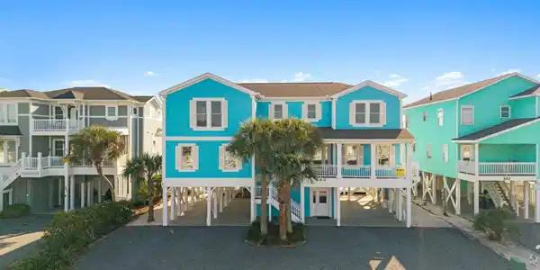 563 Ocean Boulevard W