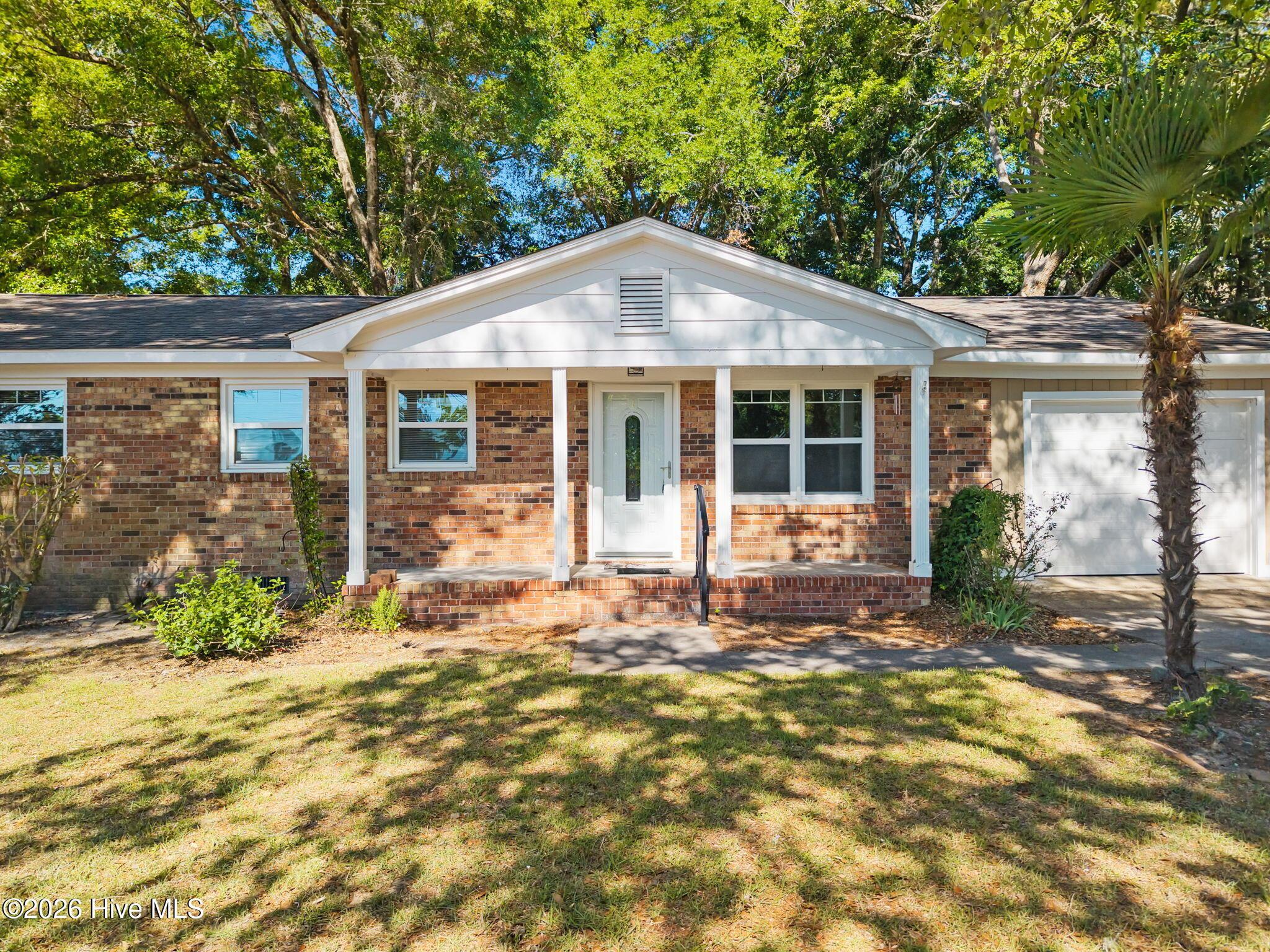 Image 2: 8-web-or-mls-CAMMediaLLC.com (42 of 49)