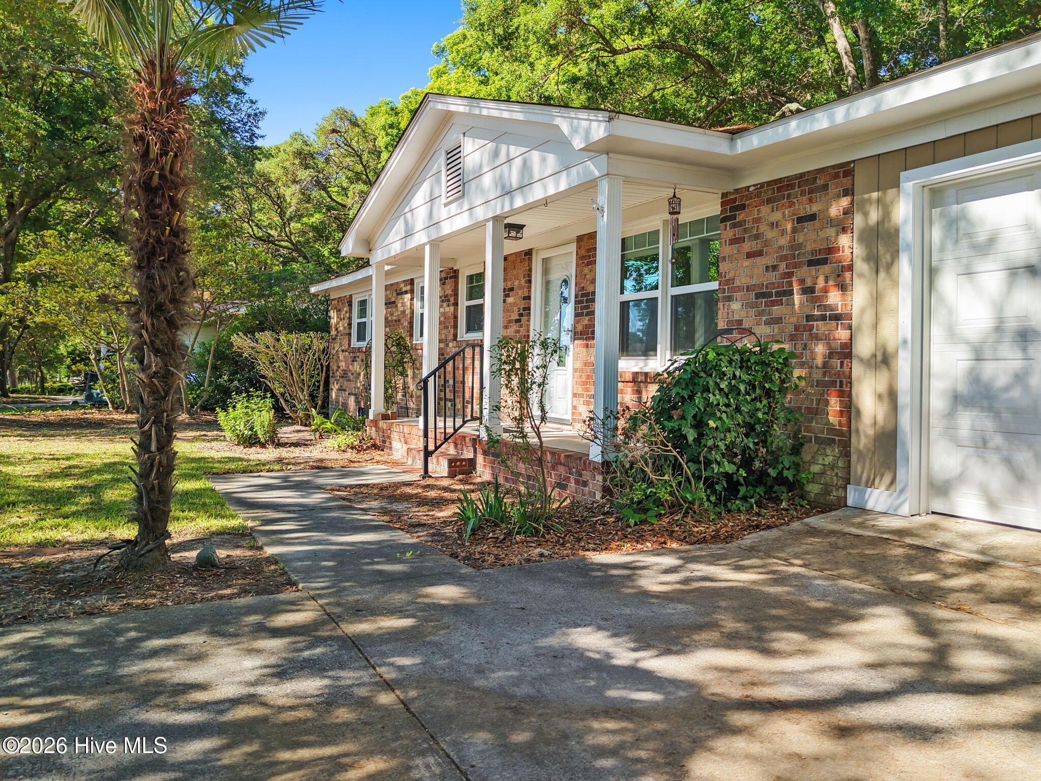 Image 4: 9-web-or-mls-CAMMediaLLC.com (49 of 49)
