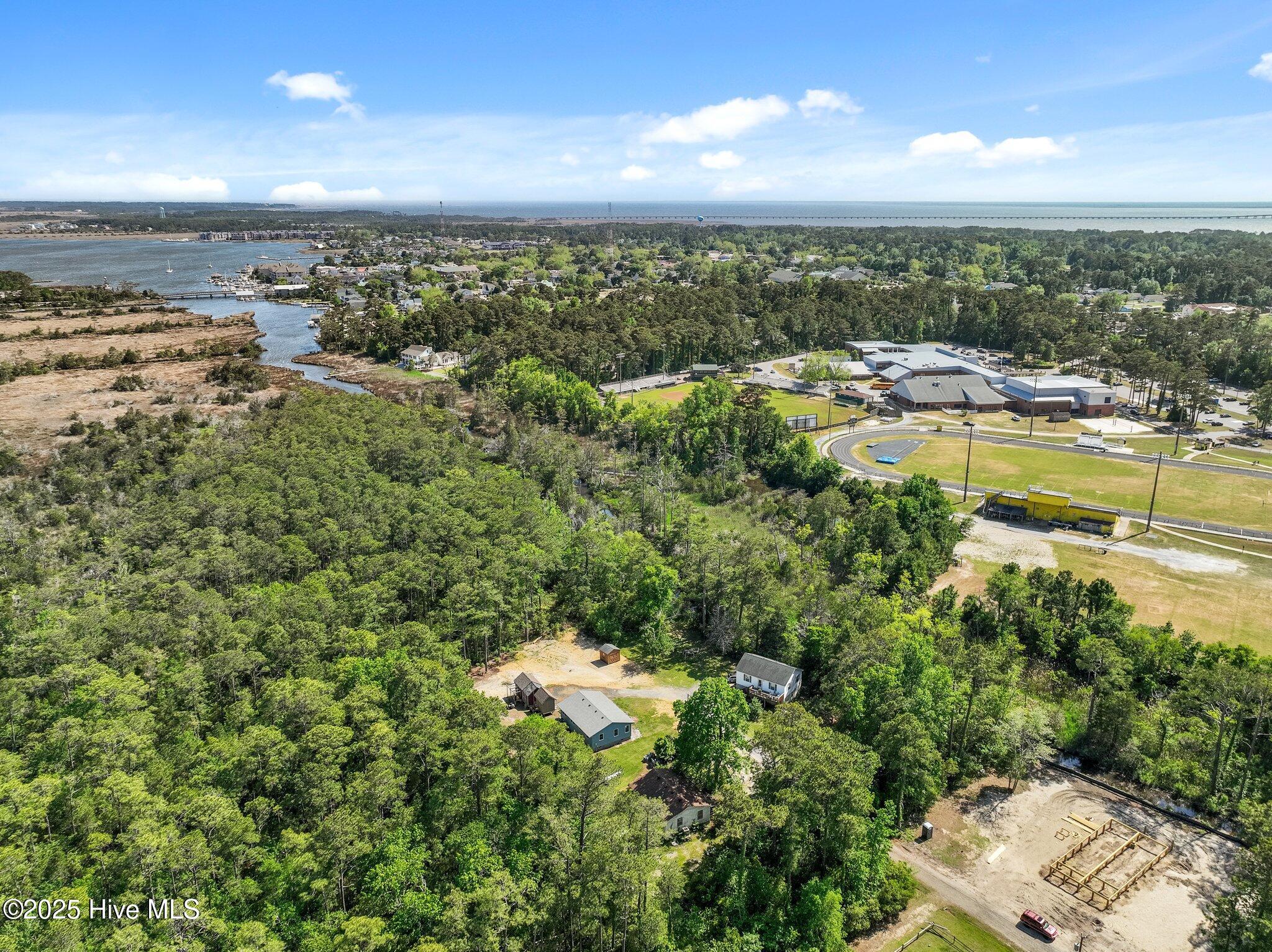 Image 2: 10-web-or-mls-DJI_0986 - Copy