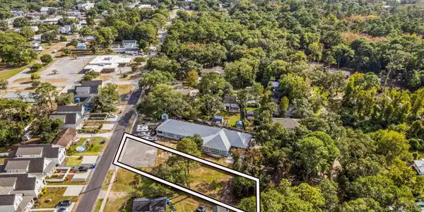 Lot 5a N Caswell Avenue