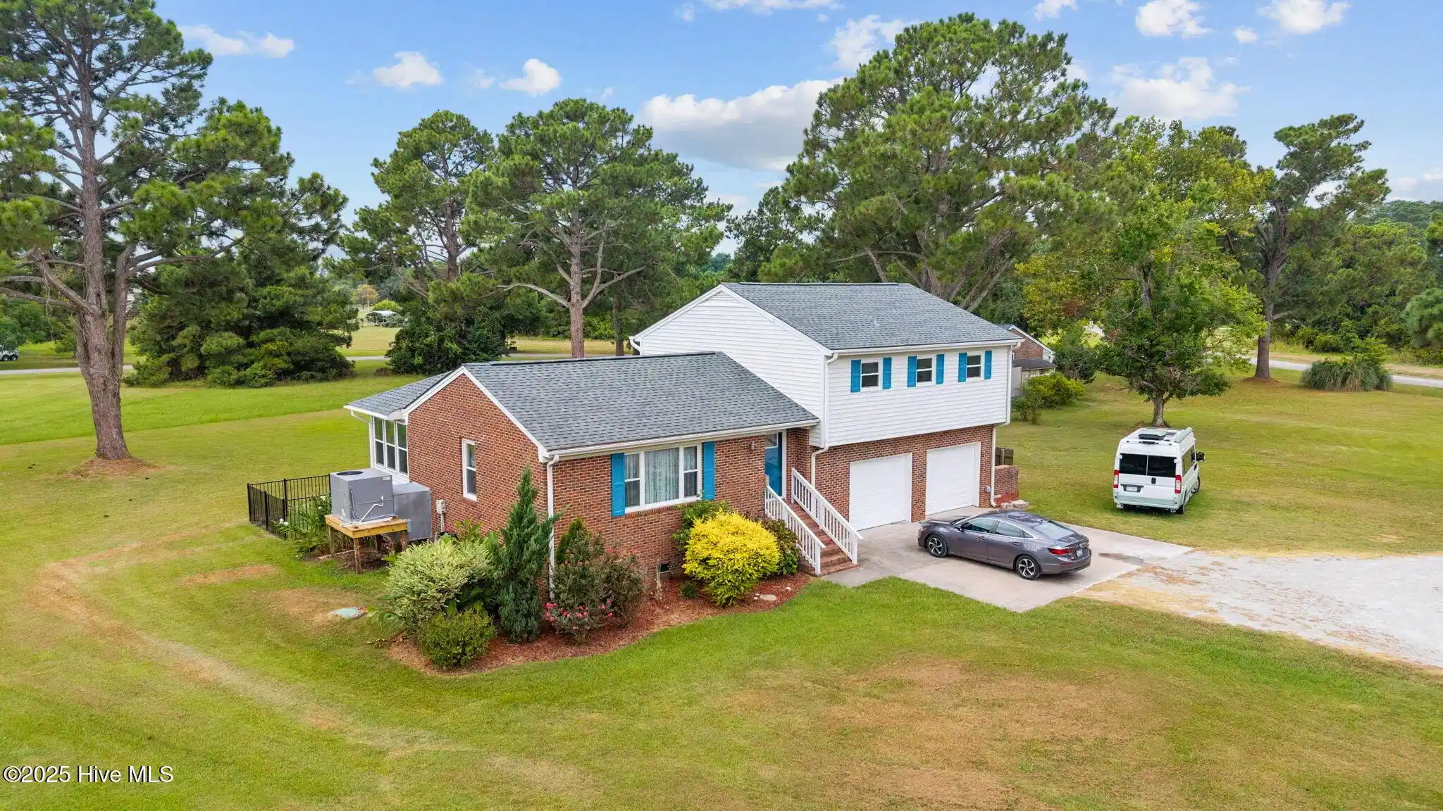 Image 1: 37-web-or-mls-DJI_20250801104848_0003_D