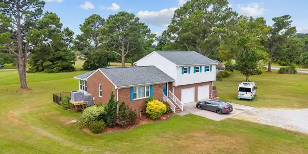 5302 Bogue Drive