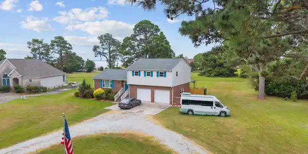 Image 4: 2-web-or-mls-DJI_20250801104815_0002_D