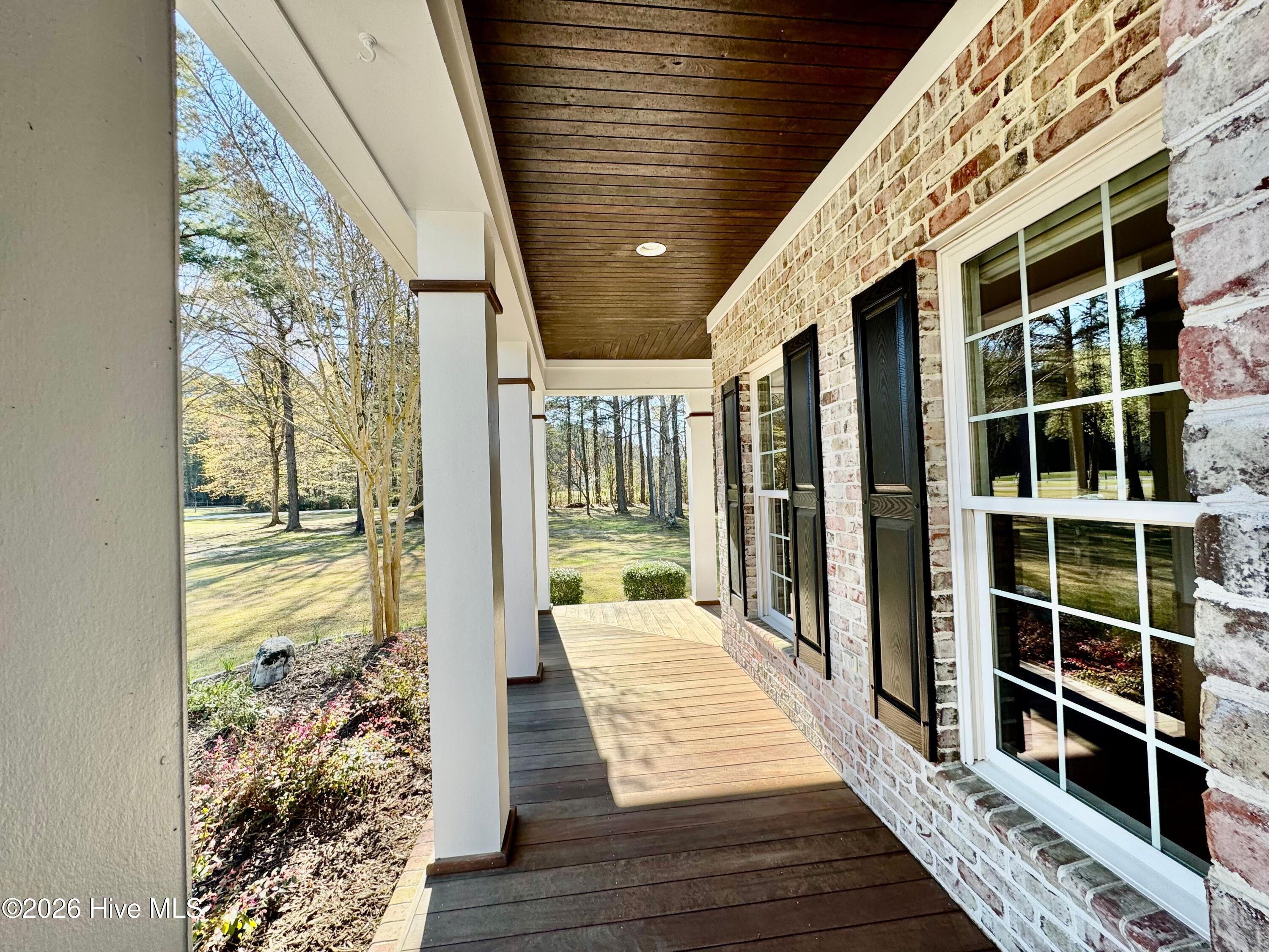 Image 4: Front porch