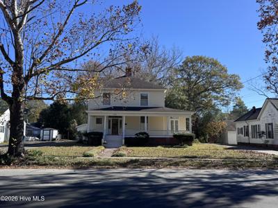 1305 N Market Street