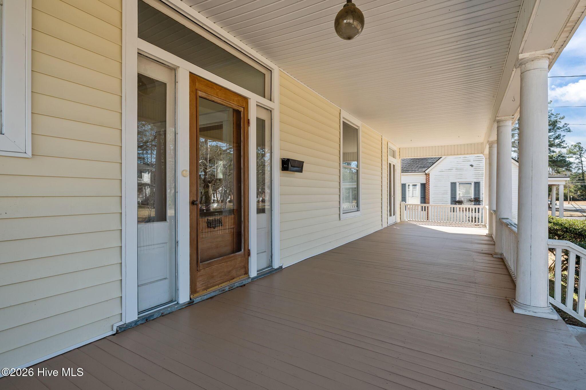 Image 4: 48-web-or-mls-LHV_2061