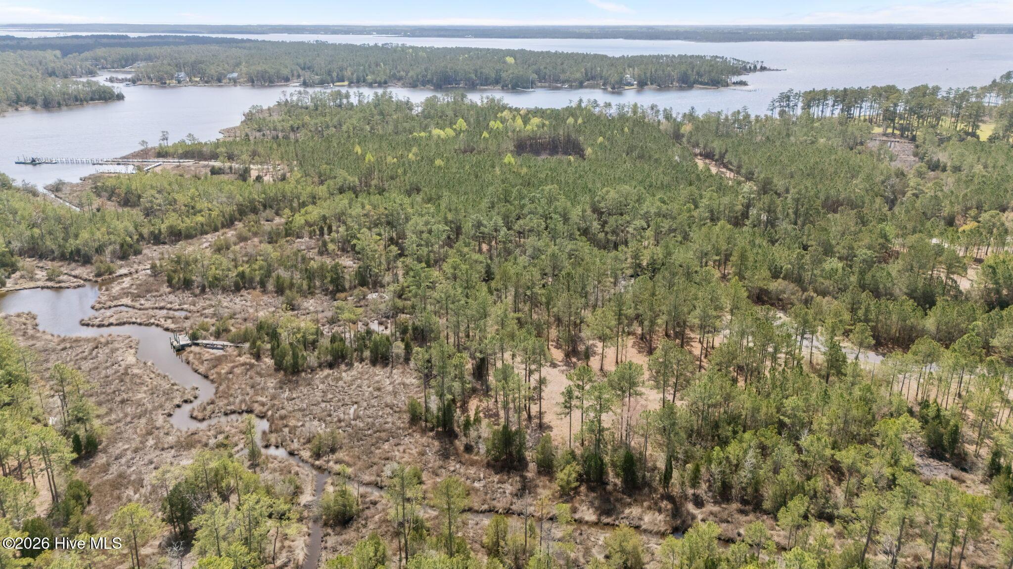 Image 4: 7-web-or-mls-DJI_20260331123326_0140_D