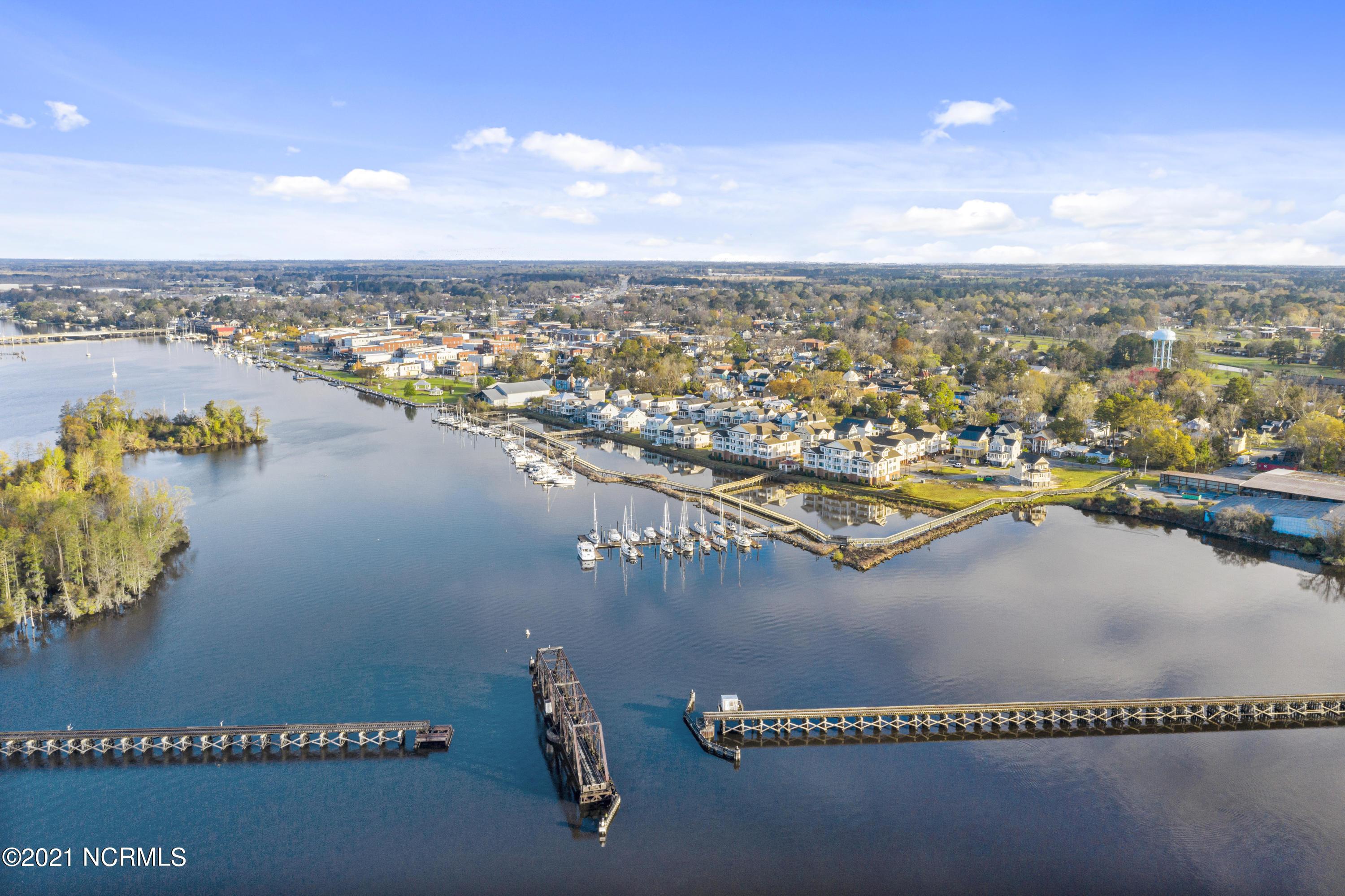Image 4: Moss Landing0205
