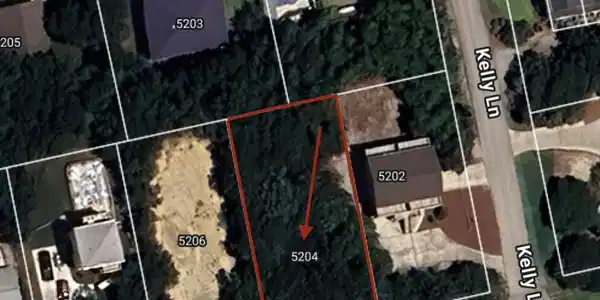 5204 Emerald Drive