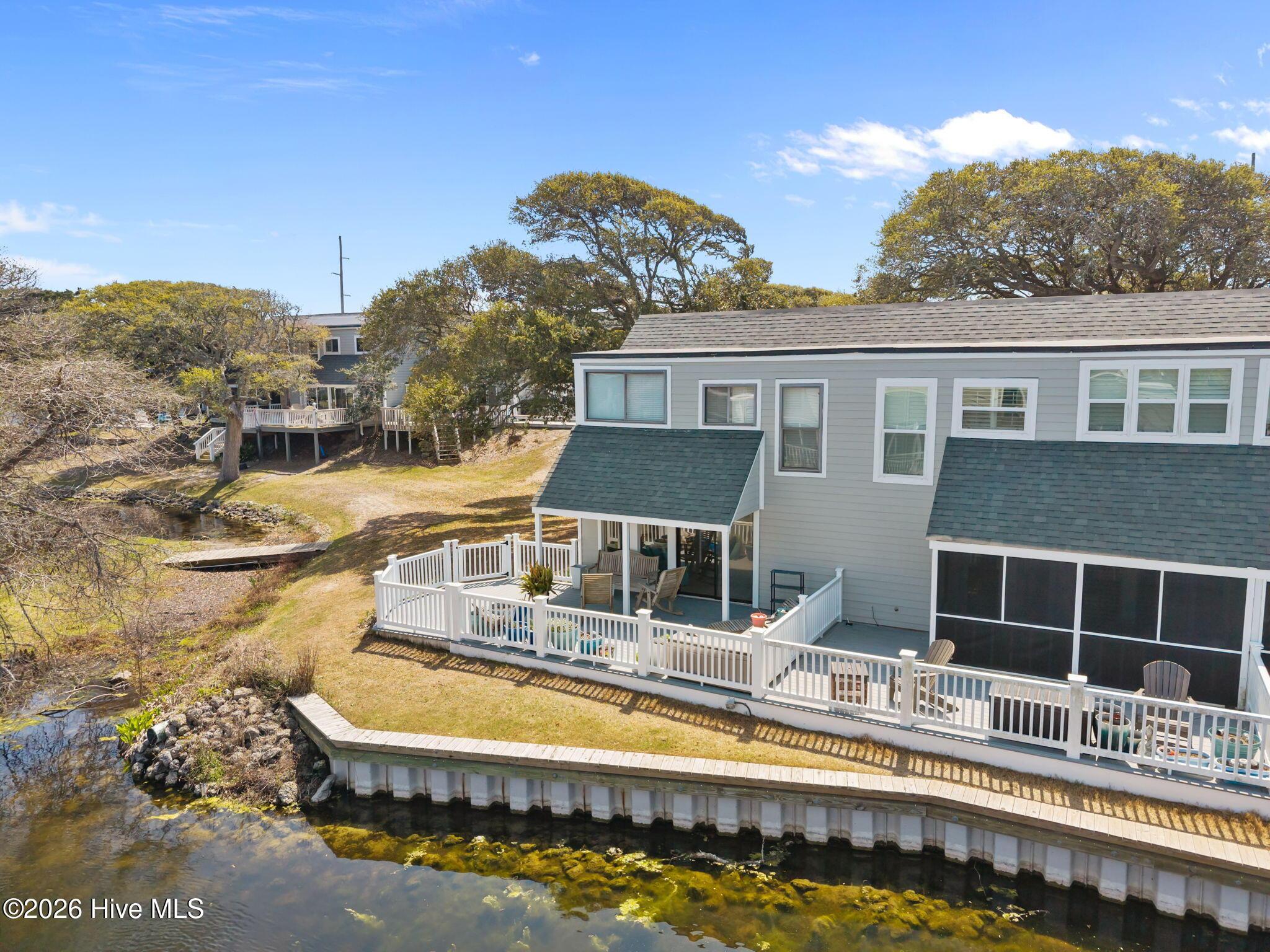 Image 3: 4-web-or-mls-DJI_20260401130343_0239_D