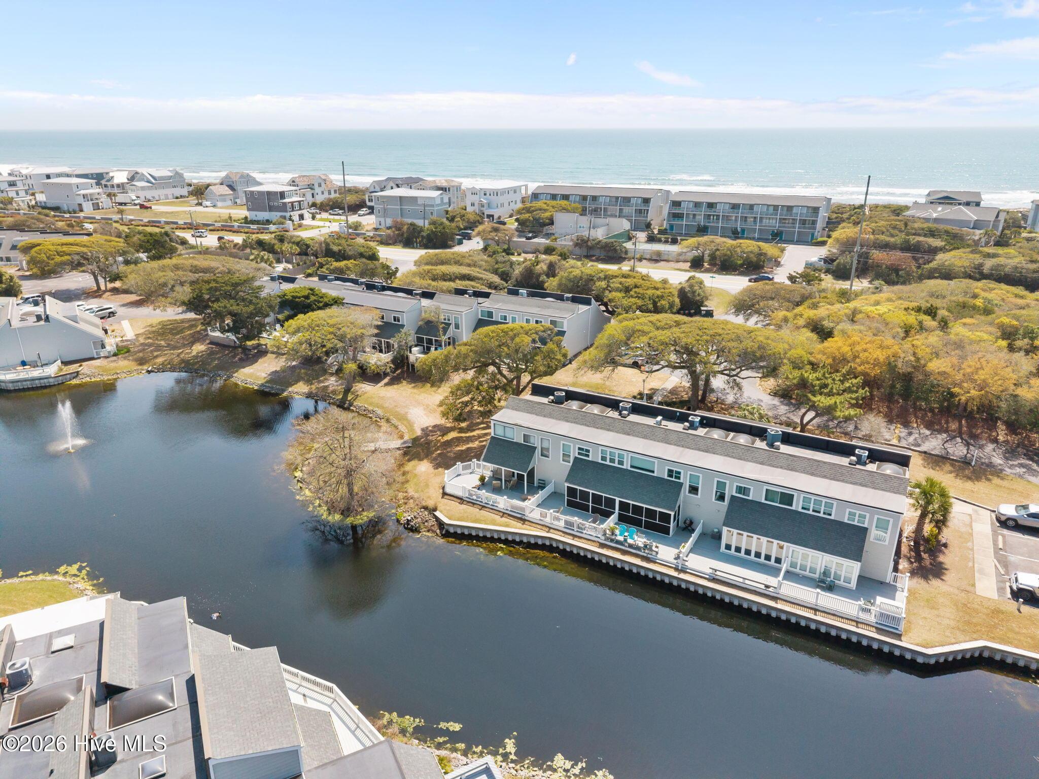 Image 4: 11-web-or-mls-DJI_20260401125956_0228_D