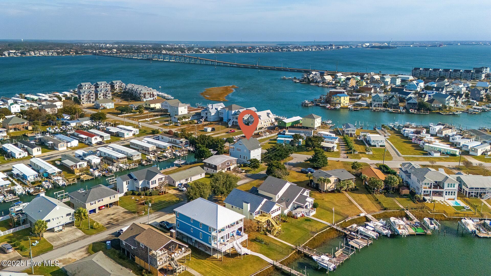 Image 2: Corner lot in Atlantic Beach